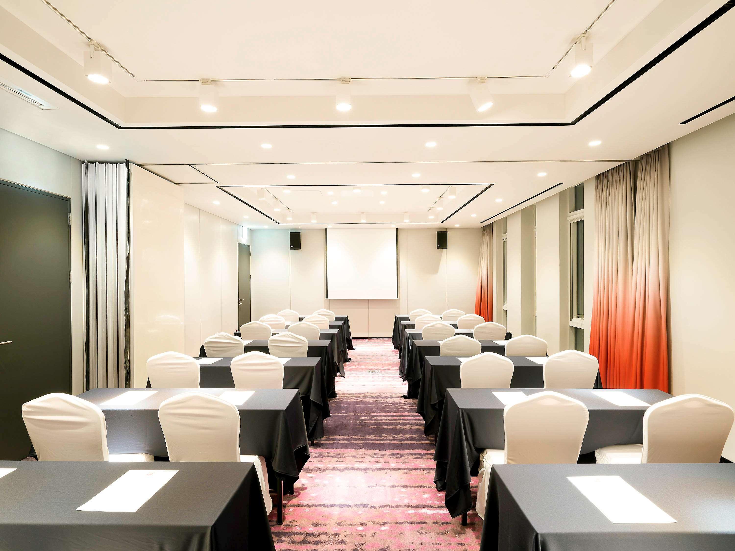 Ibis Ambassador Busan Haeundae Exterior photo
