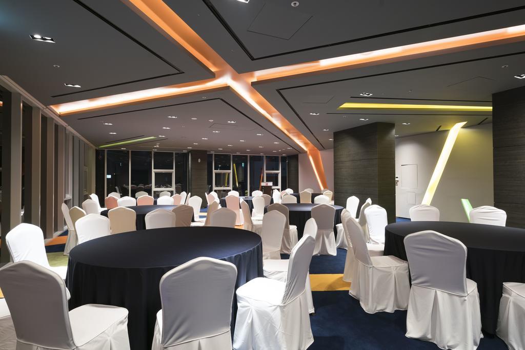 Ibis Ambassador Busan Haeundae Exterior photo