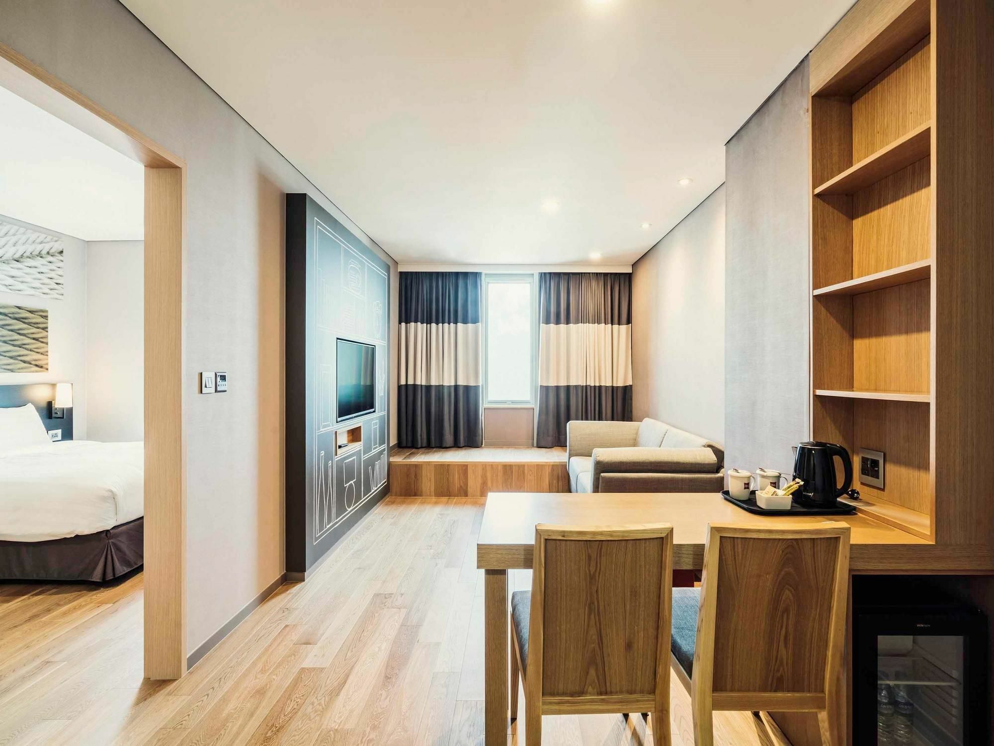 Ibis Ambassador Busan Haeundae Exterior photo
