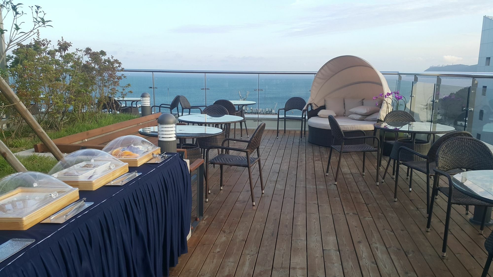 Ibis Ambassador Busan Haeundae Exterior photo