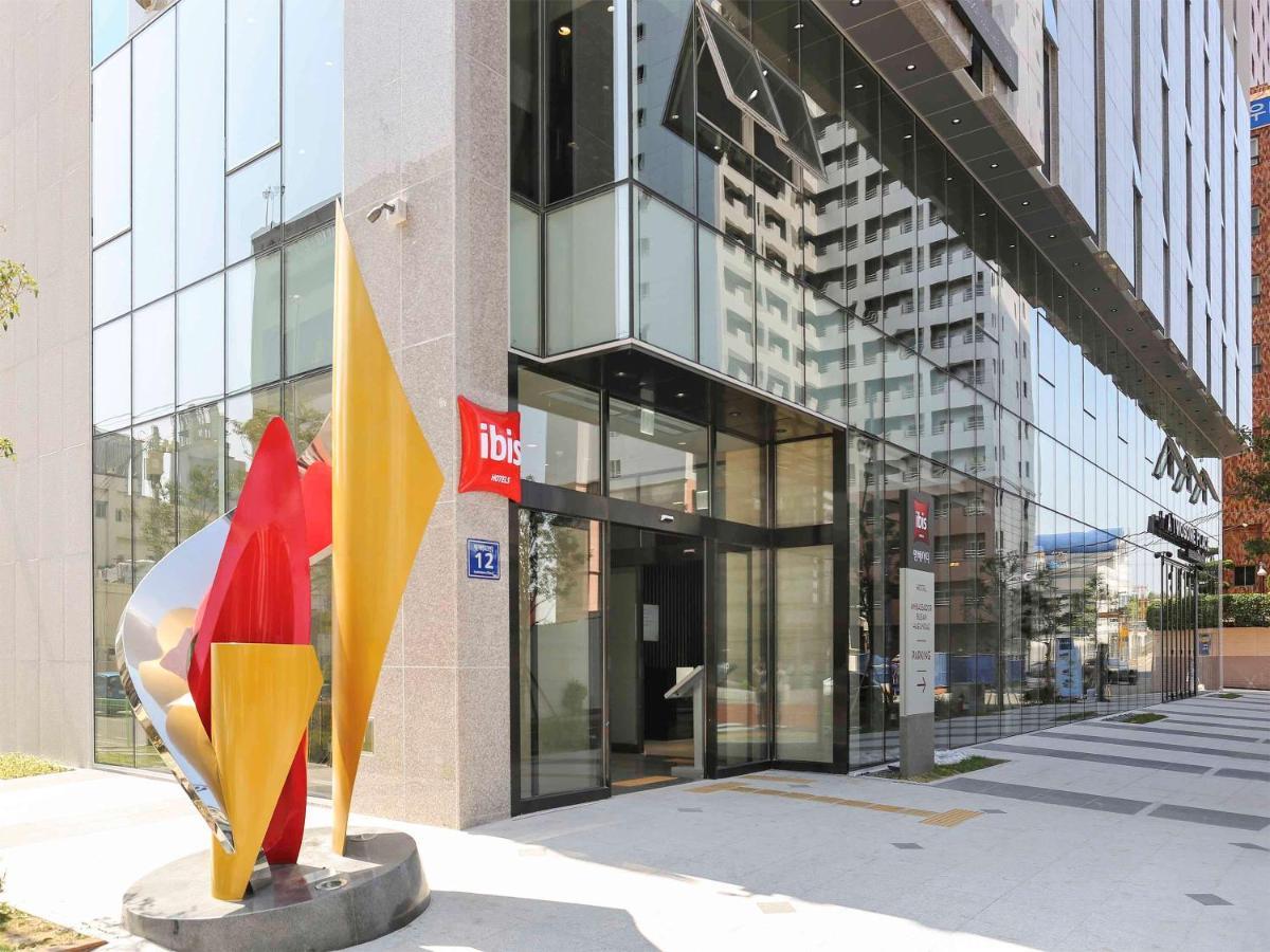 Ibis Ambassador Busan Haeundae Exterior photo